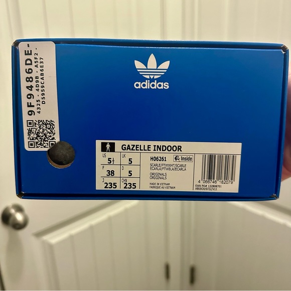 Adidas Gazelle in Scarlet Red - Picture 4 of 4